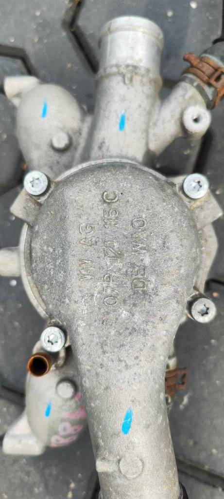 Termostat Audi S8 - 3