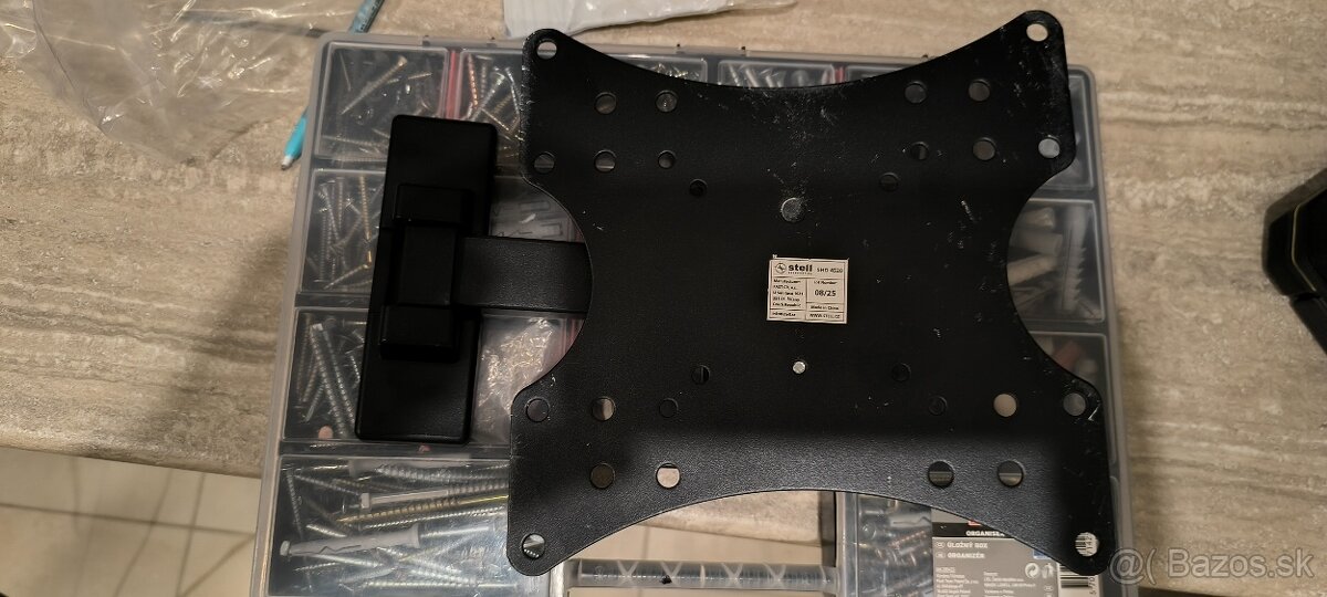 Stojan na televízor - 3