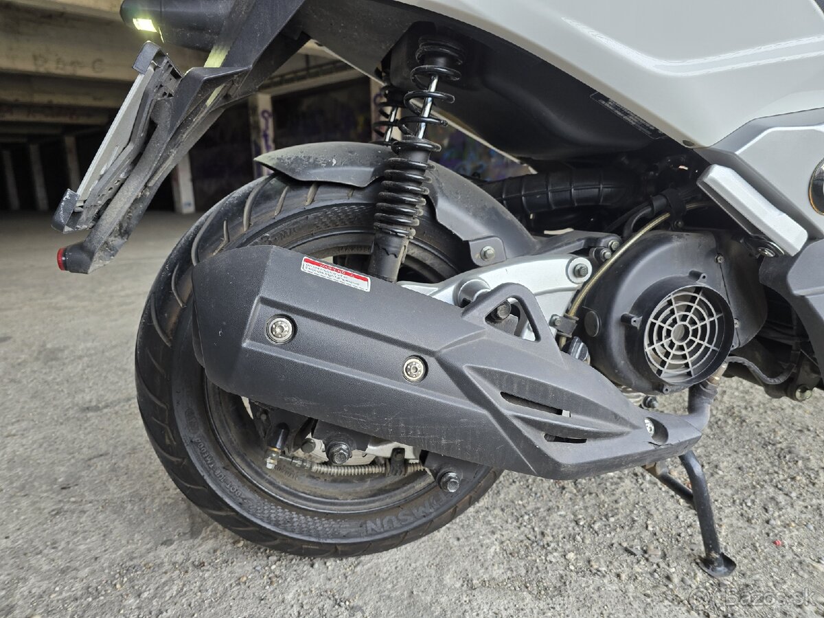 Skúter longjia easy max 125 - 3