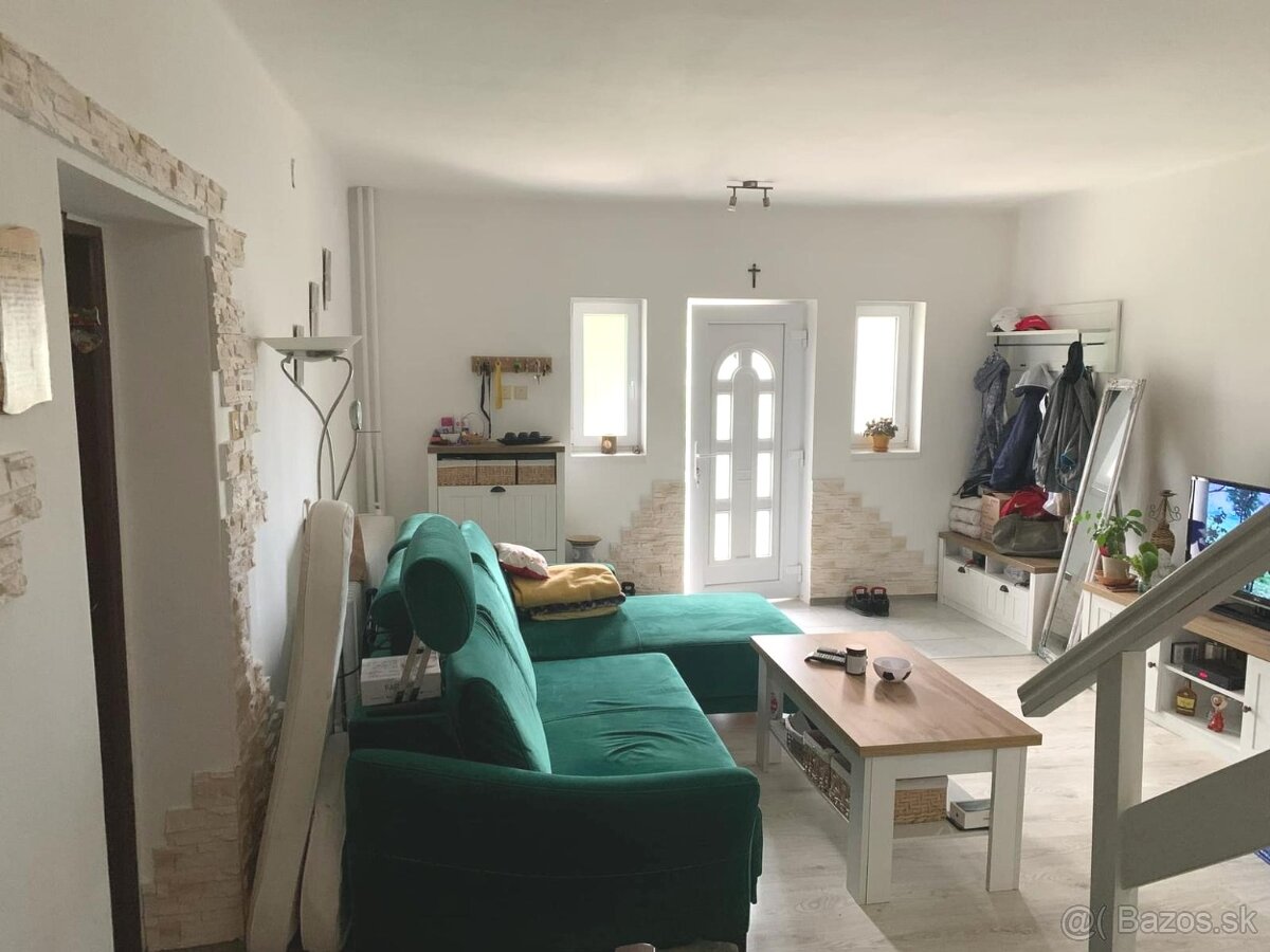 PREDAJ - Rodinný dom v Rožňave - 3