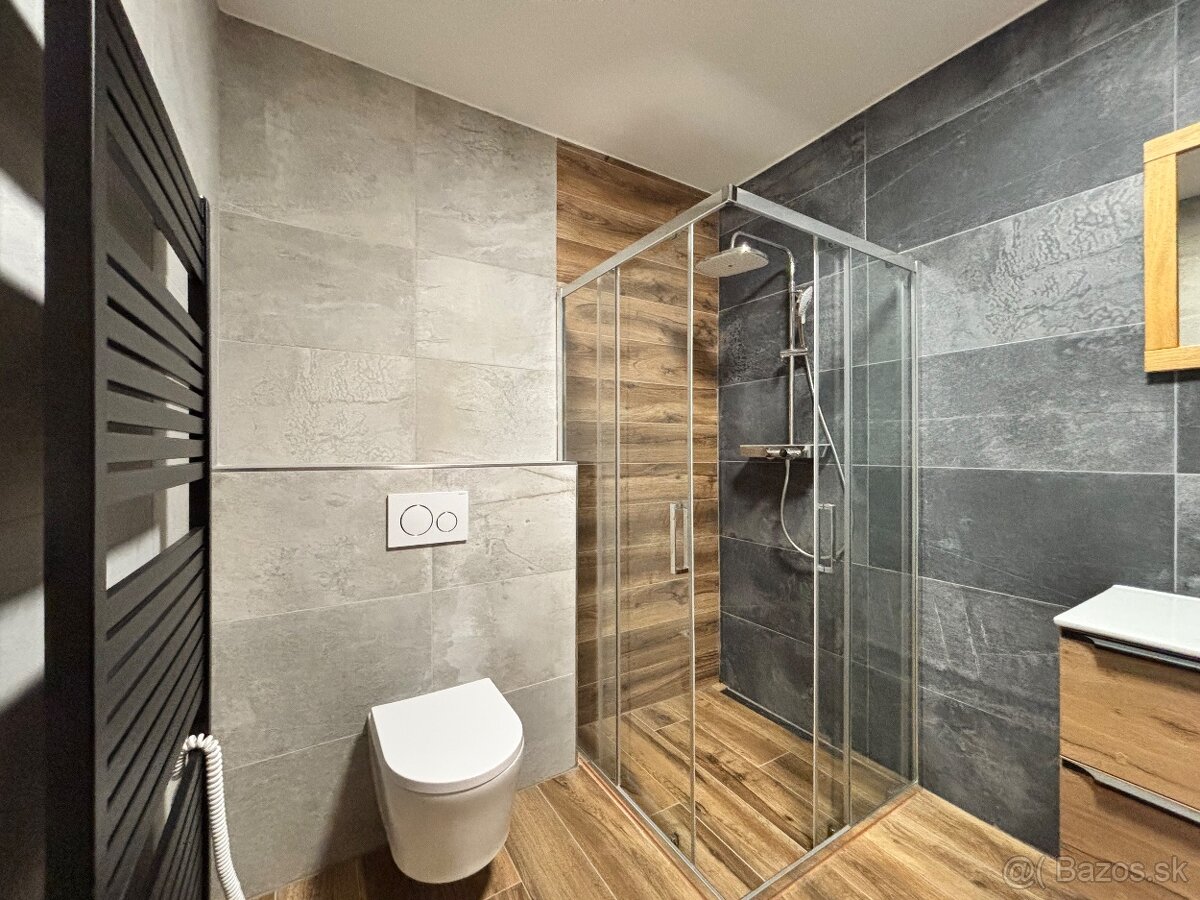 Kancelárske priestory v rodinnom dome - 3