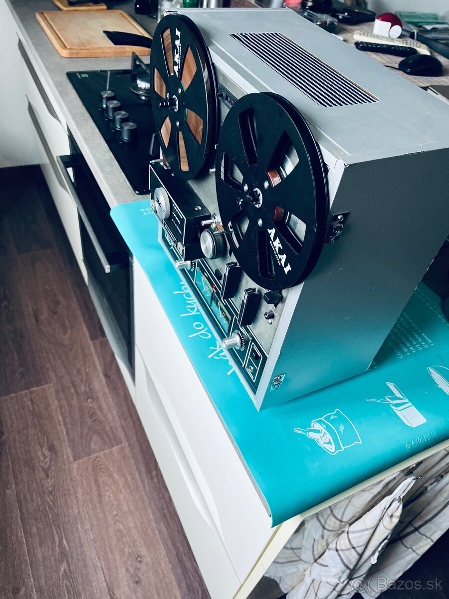 kotucovy mag . AKAI X201D reverz, 3 motory - 3