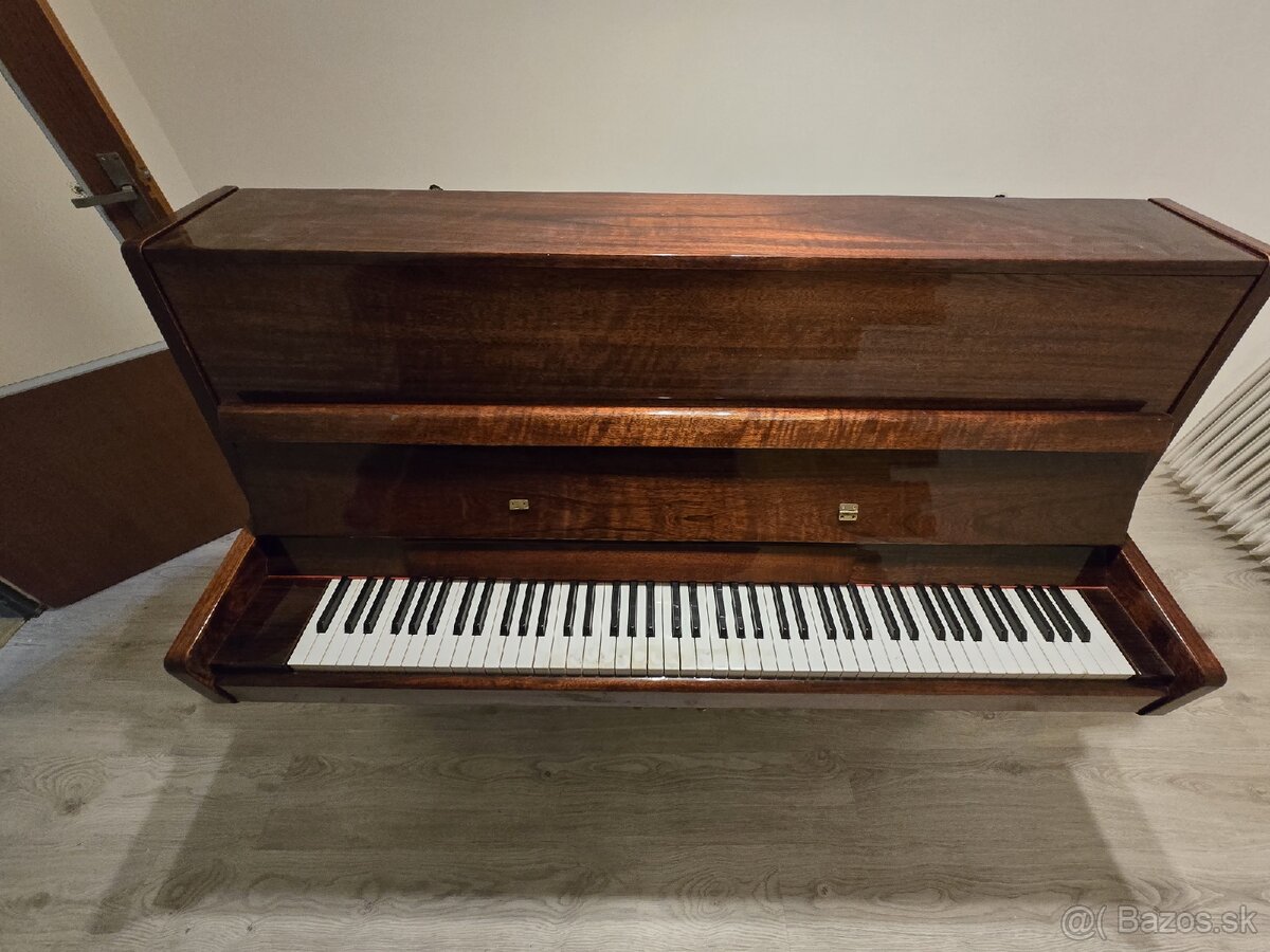 Klavir piano RIGA - 3