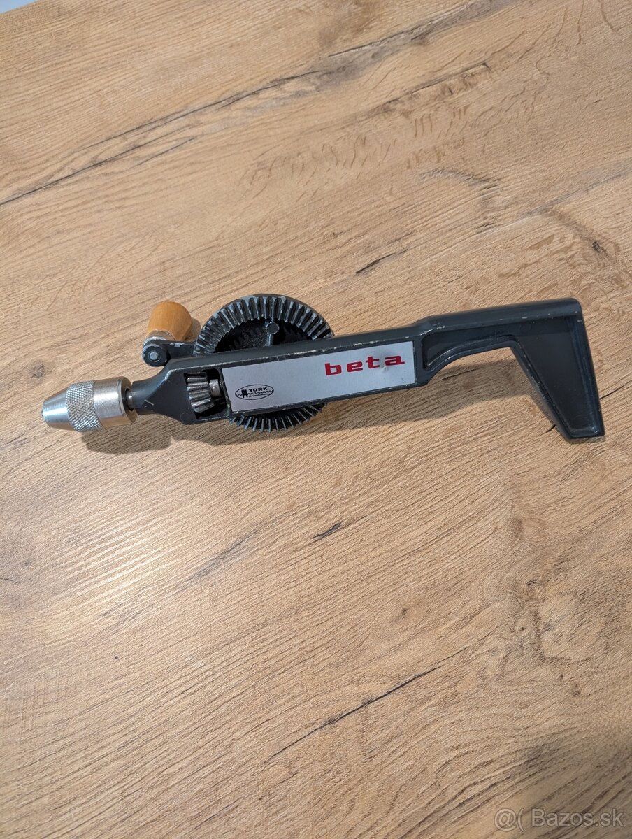 Ručná vŕtačka - 3