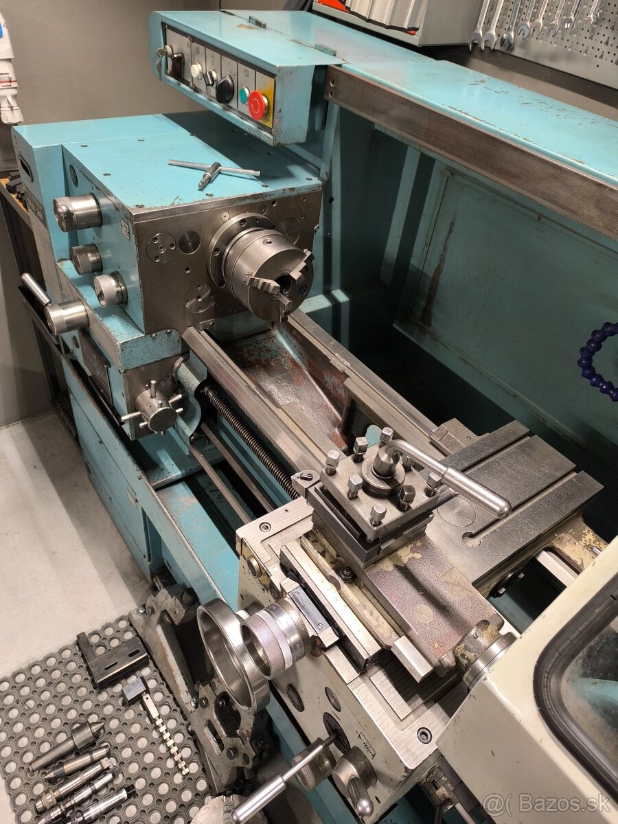Sústruh SUI 32 - 3