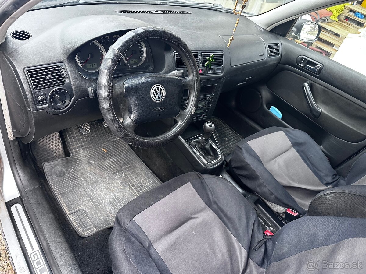 Golf 4 1.6 benzín - 3