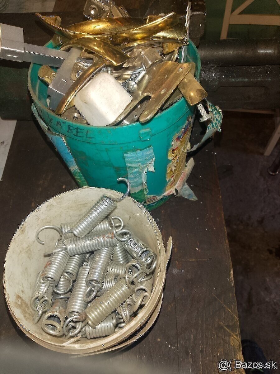 Doplnky k nábytku - 3