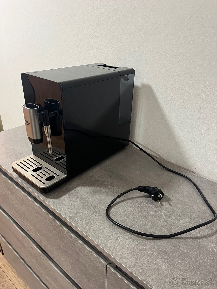 Predám automaticky kávovar Beko - 3