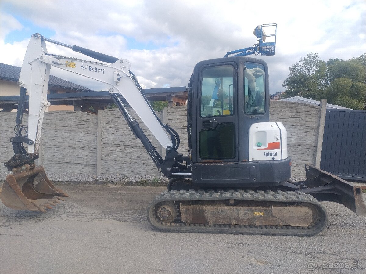 Bobcat e45 - 3