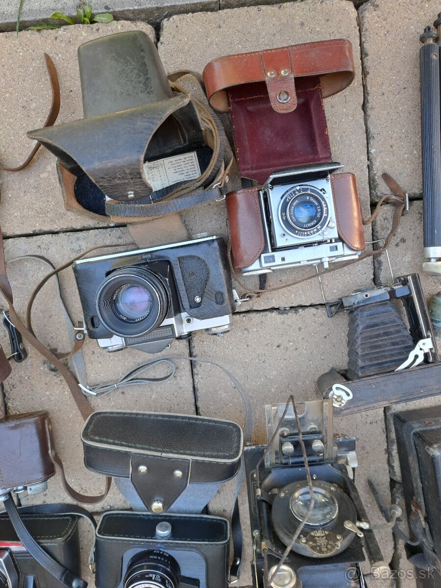 Stary fotoaparaty + stativ - 3