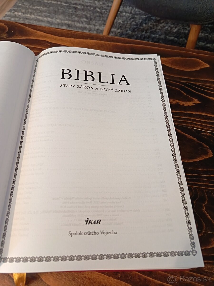 Biblia s kovovým razidlom, Biblia Vincent Hlozník - 3