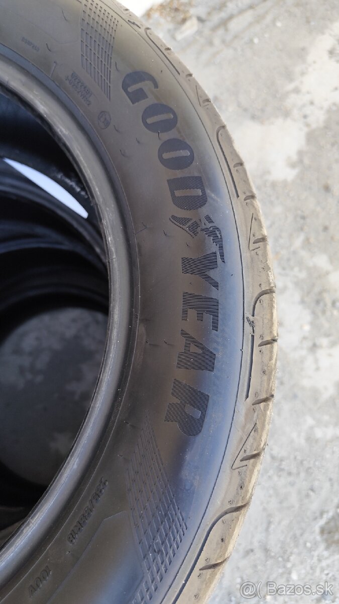Letné pneu 235/55R18 - 3