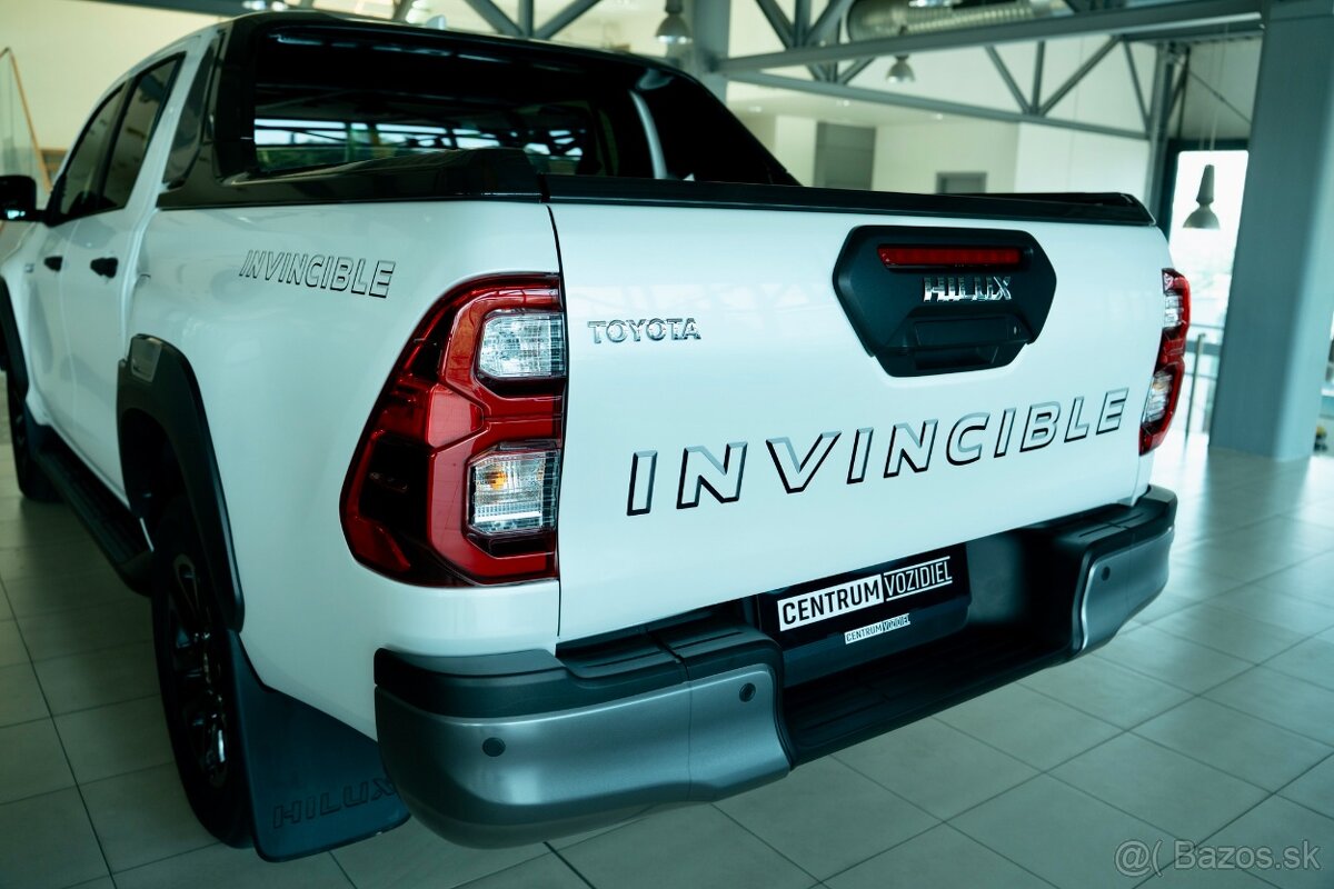 Toyota Hilux DC 2.8 I D-4D Invincible Sport 4x4 A/T