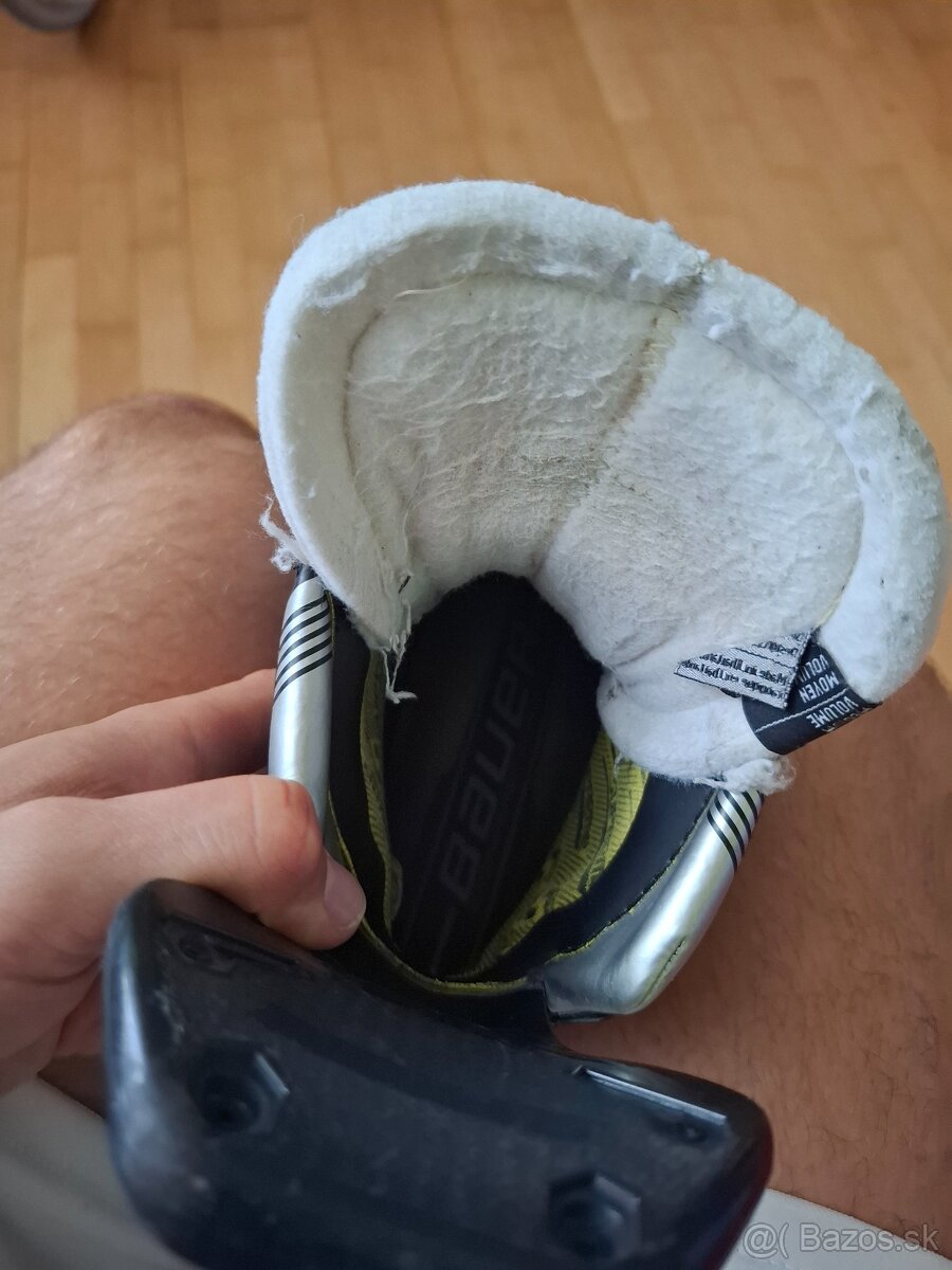 Predám hokejové korčule - 3