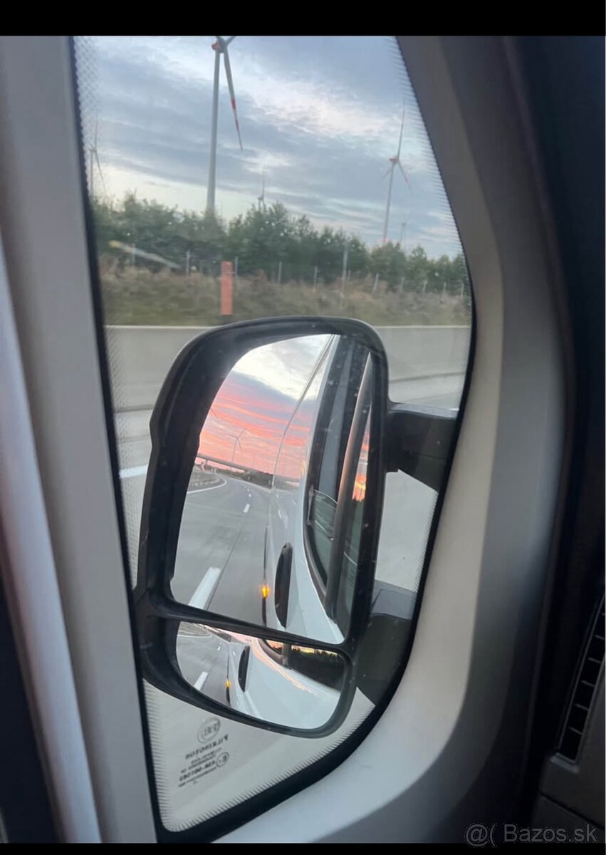 PRENÁJOM DODÁVKY - FURGON BÉRLÉSE - 3