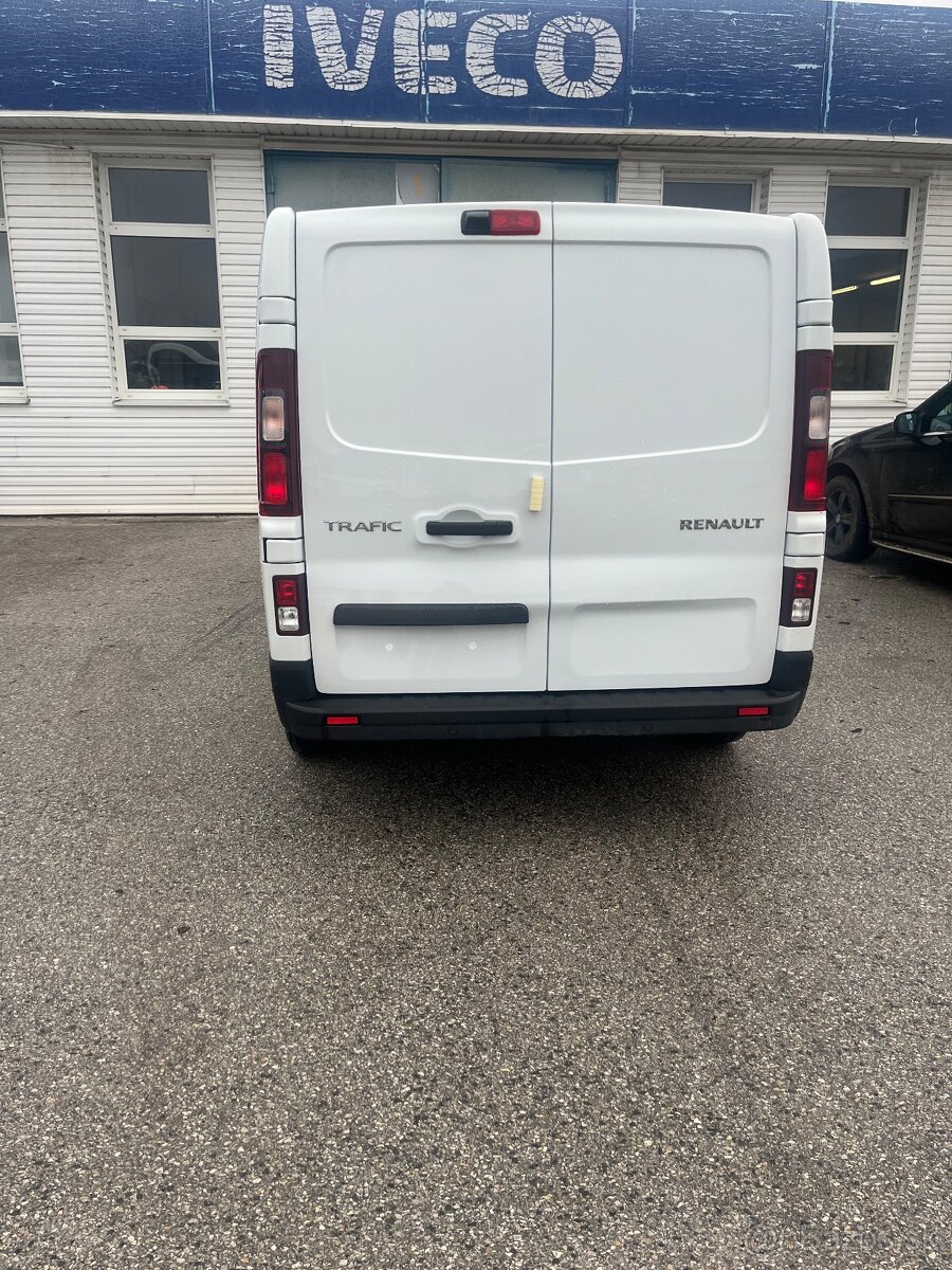 Renault Trafic Van - 3