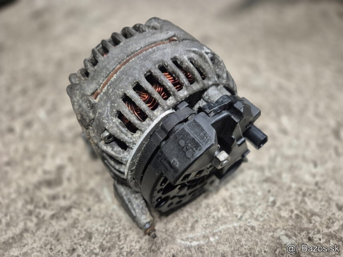Predám Alternator VW GROUP 12V 140AH - 3