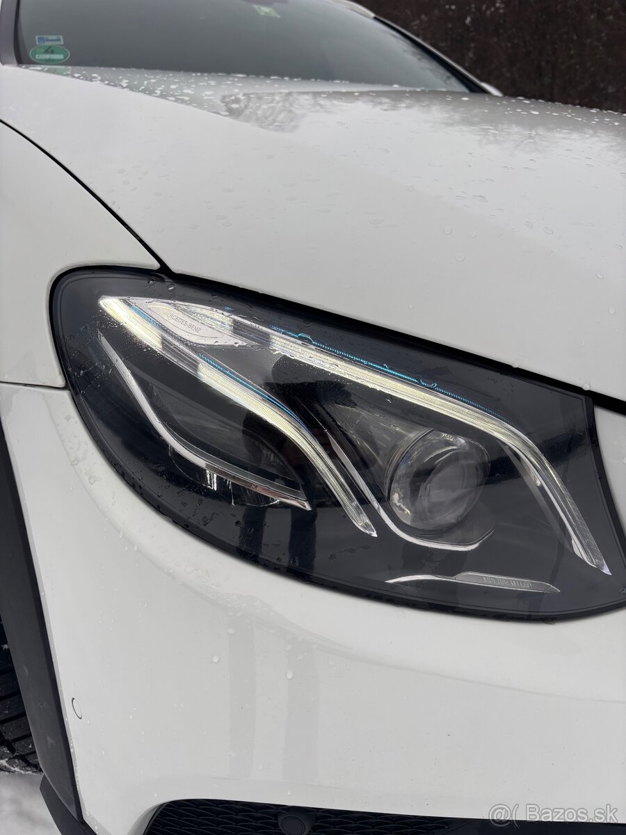 Mercedes-Benz E220d All-Terrain - 3