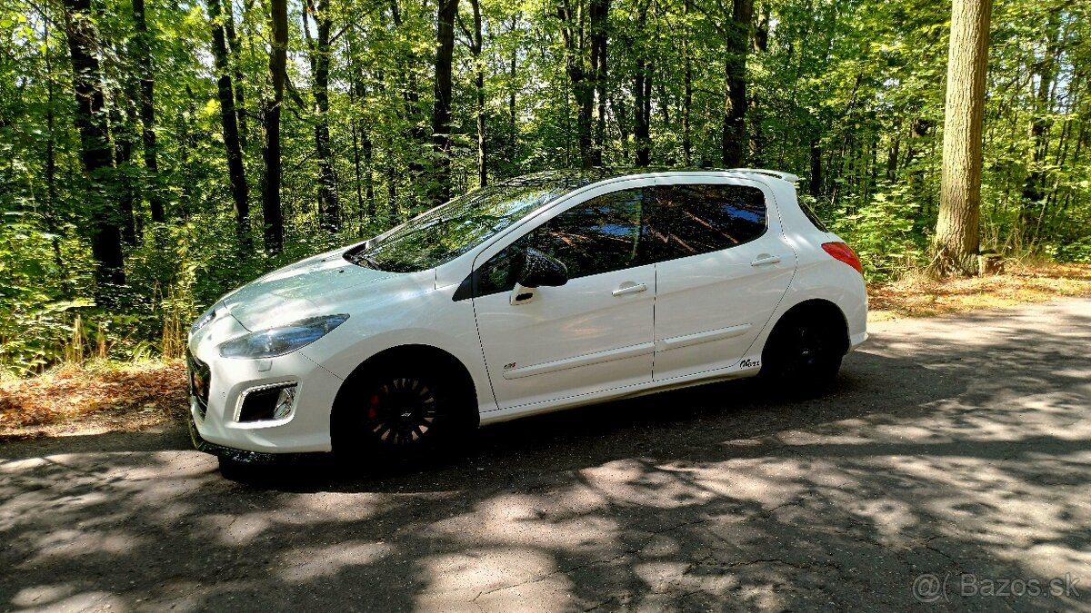 Peugeot 308 GTI - 3