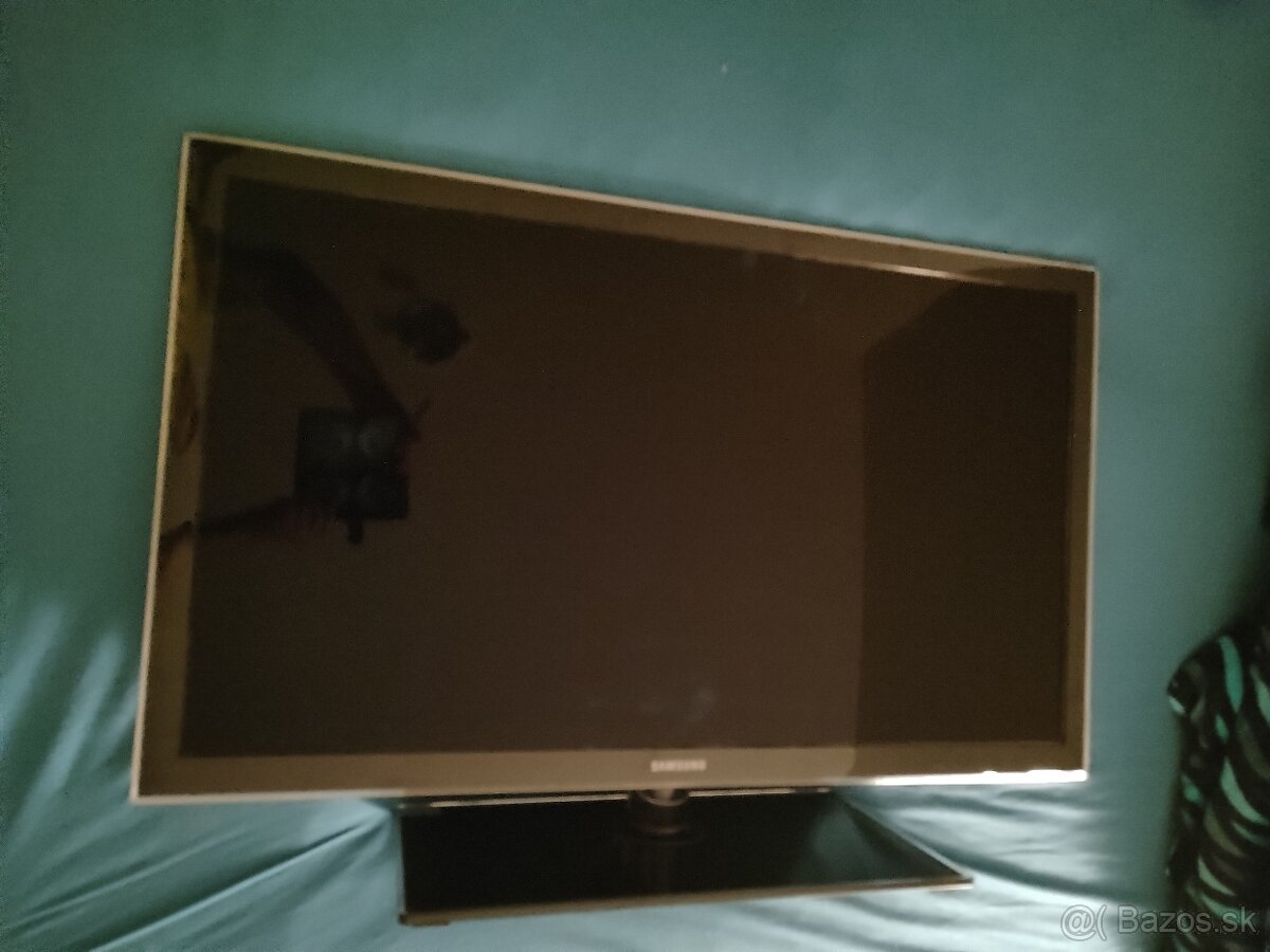 Samsung UE37D5000 - 3