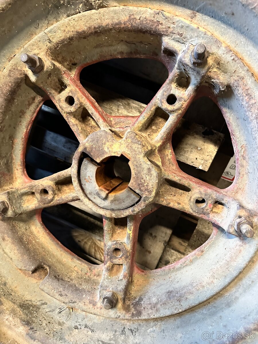 Kolesá Zetor 25 N/A - 3