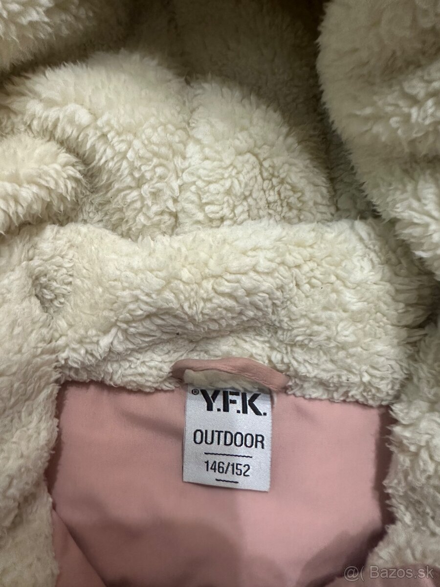 Zimná dievčenská bunda 146/152 - 3