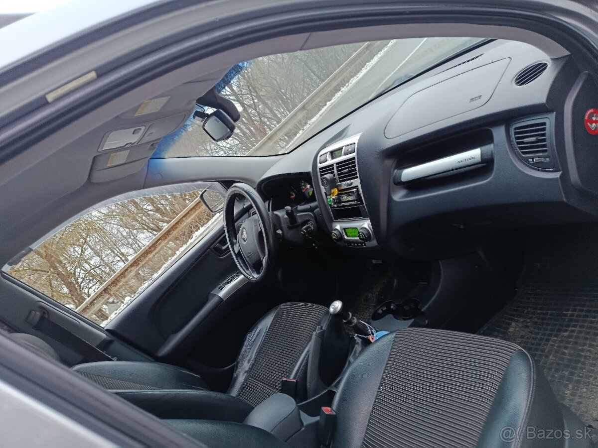 Predám Kia Sportage 2.0 CRDI 103kw - 3