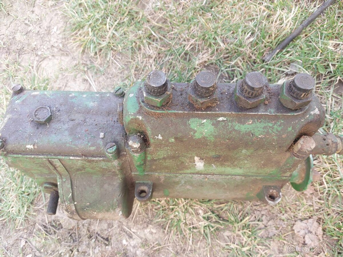 Vstrekovacie čerpadlo Zetor super 50 - 3