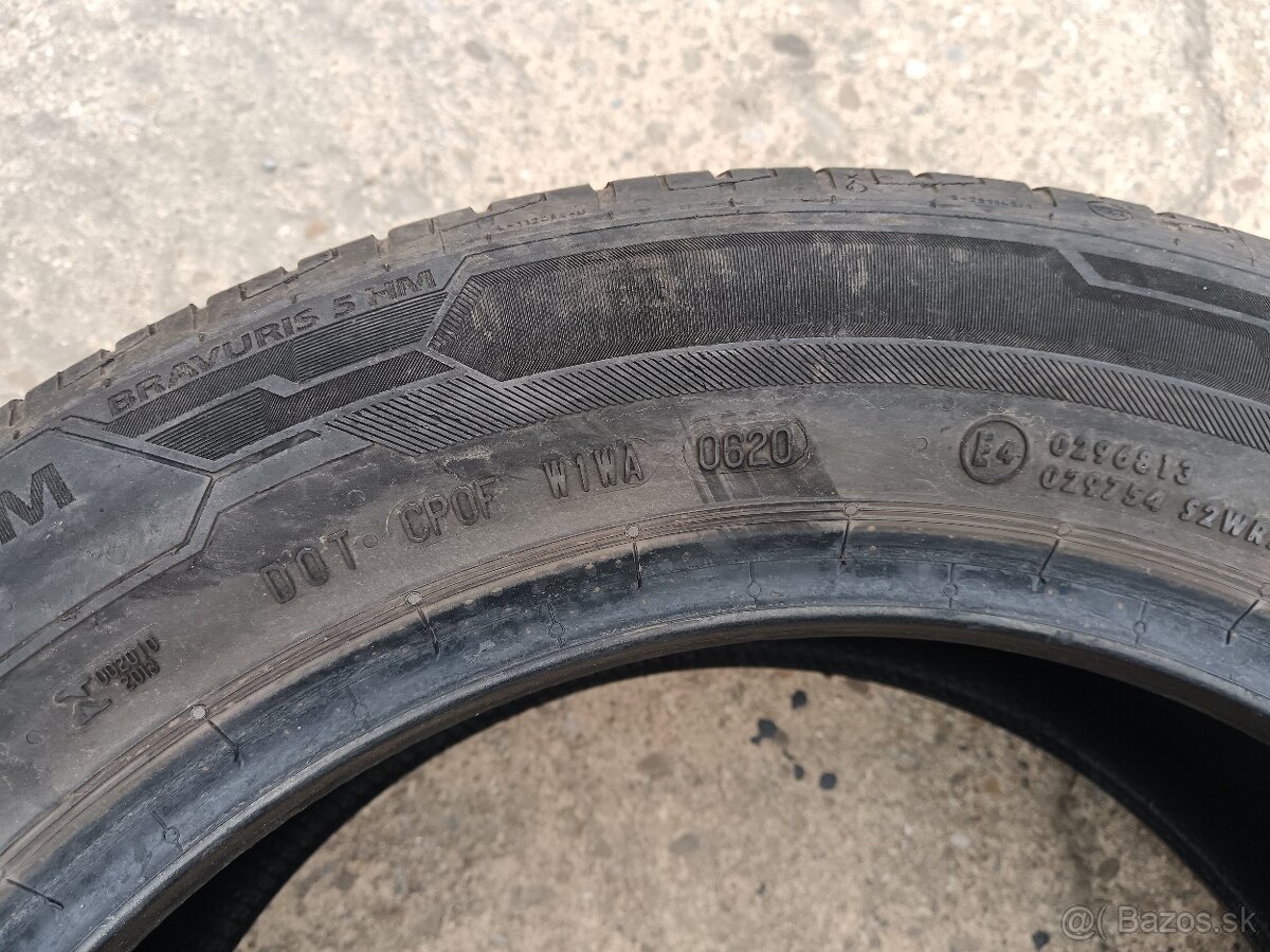 Predam pneu letne 205/55r16 Barum - 3