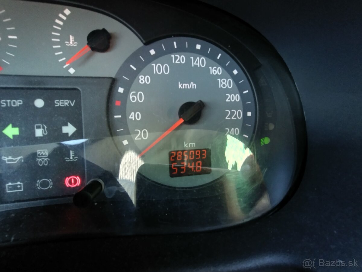 Predám Renault thalia 1.4 benzin - 3