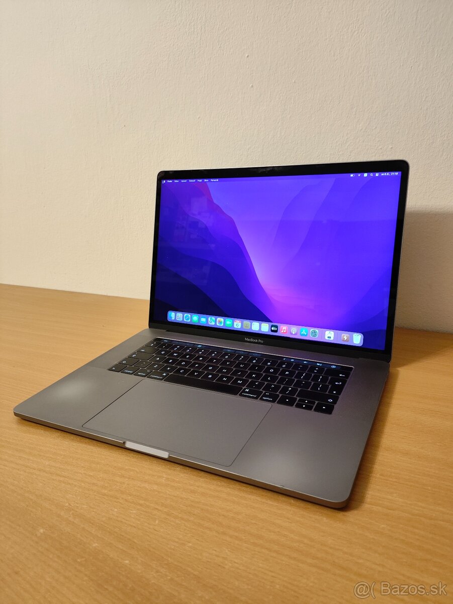 MacBook Pro 15 2017 | i7 • 16GB • 256GB 💶 - 3