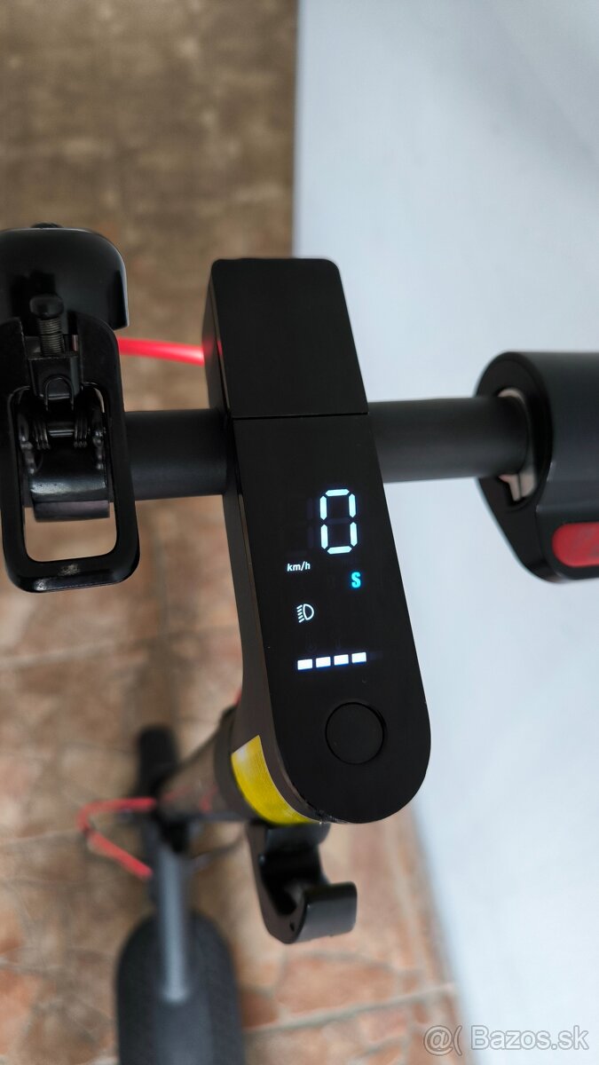 Elektrická kolobežka Xiaomi Pro 2 - 3