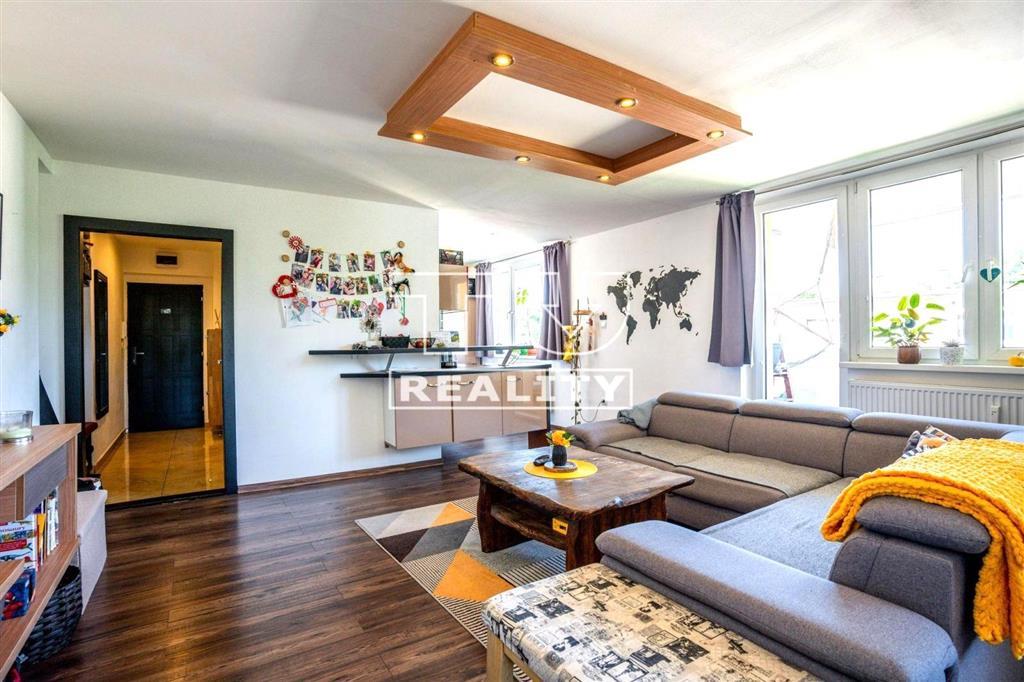 Predaj zrekonštruovaného slnečného 3-izbového bytu v... - 3