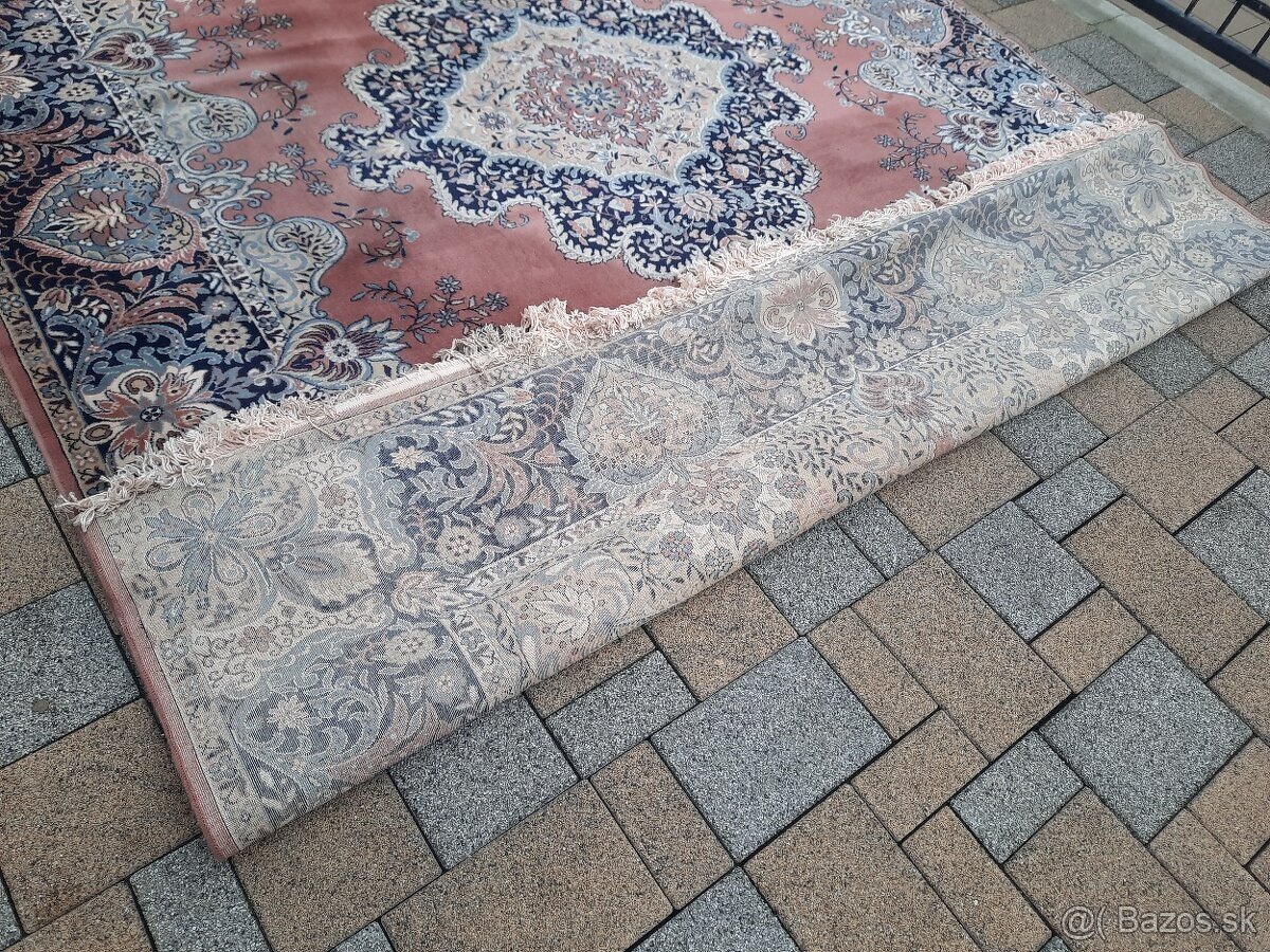 Perzský koberec 2 ks rozmerov 250350 cm predám. - 3