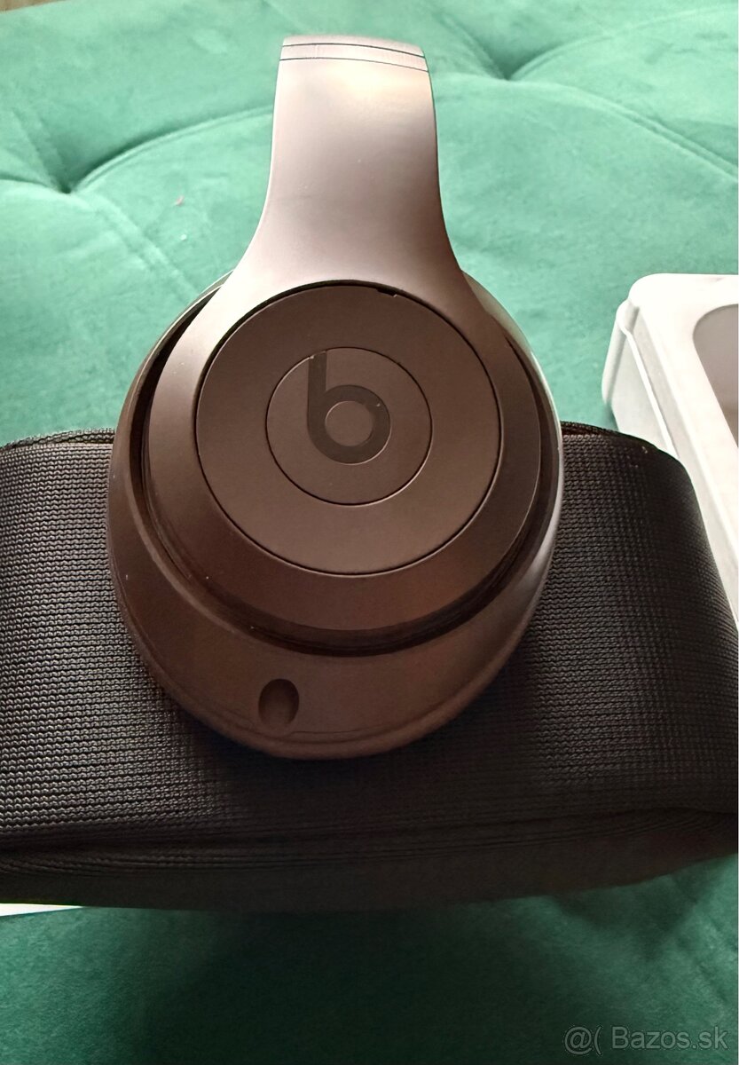Beats Studio Pro - 3