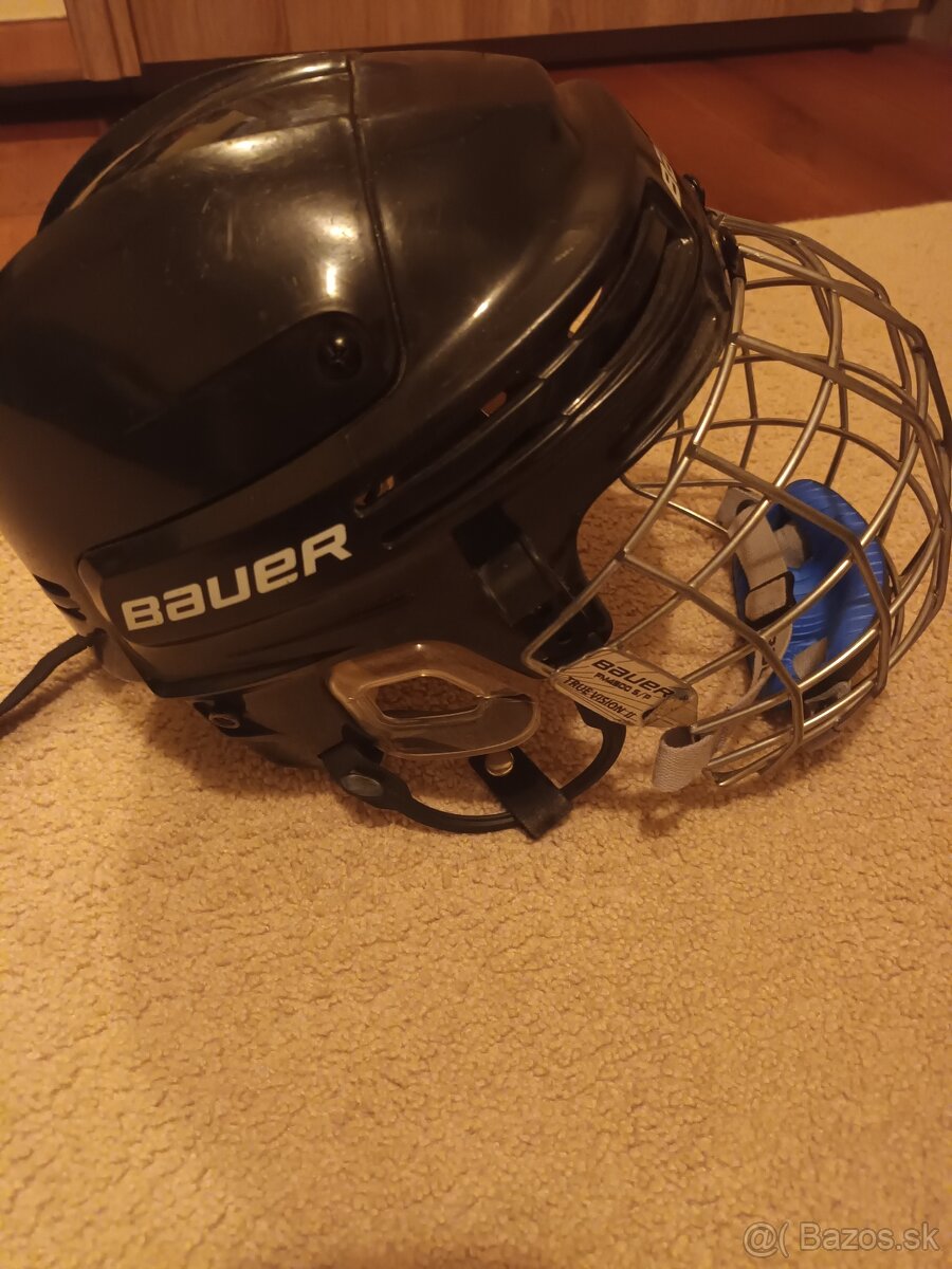Hokejová prilba - 3