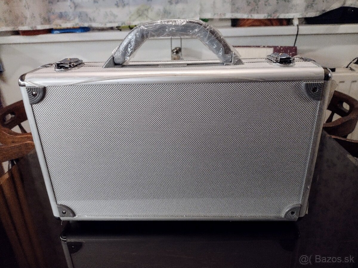 Hliníkový kufrík - 3
