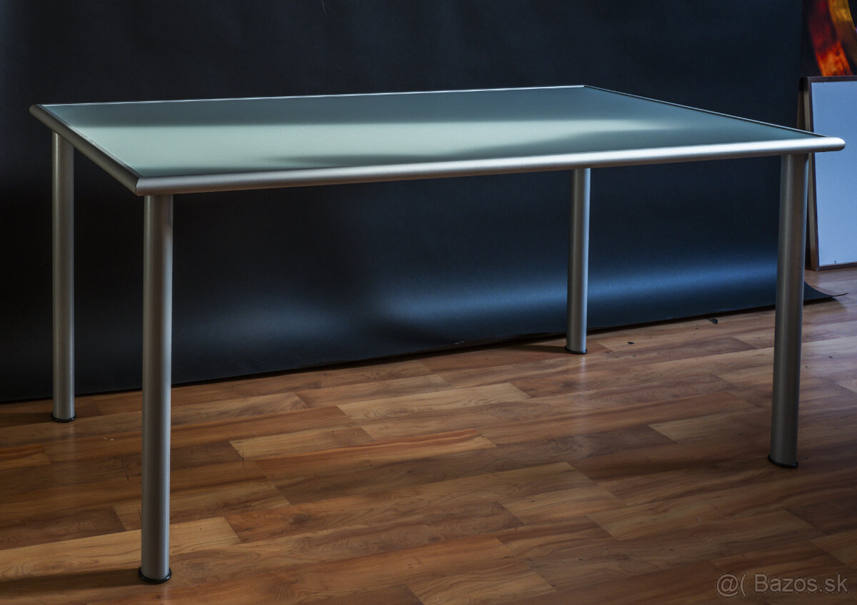 Elegantný kancelársky stôl - 3