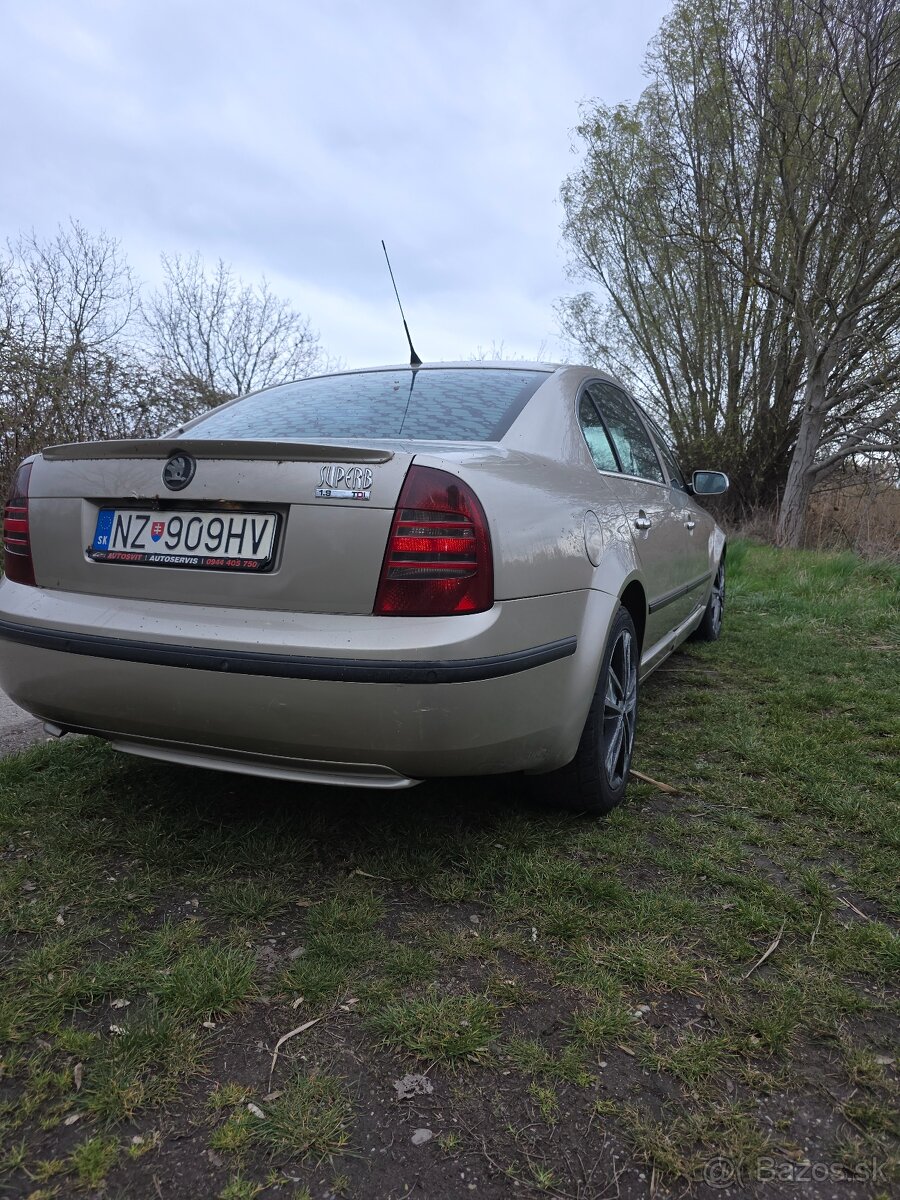 Superb 1.9 tdi - 3