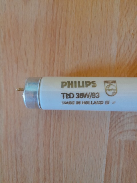 36 Wattové neónové trubice - 3