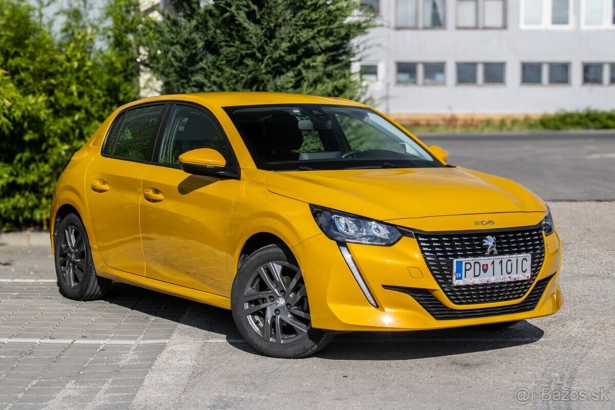 Peugeot 208 1.2 benzín - 3