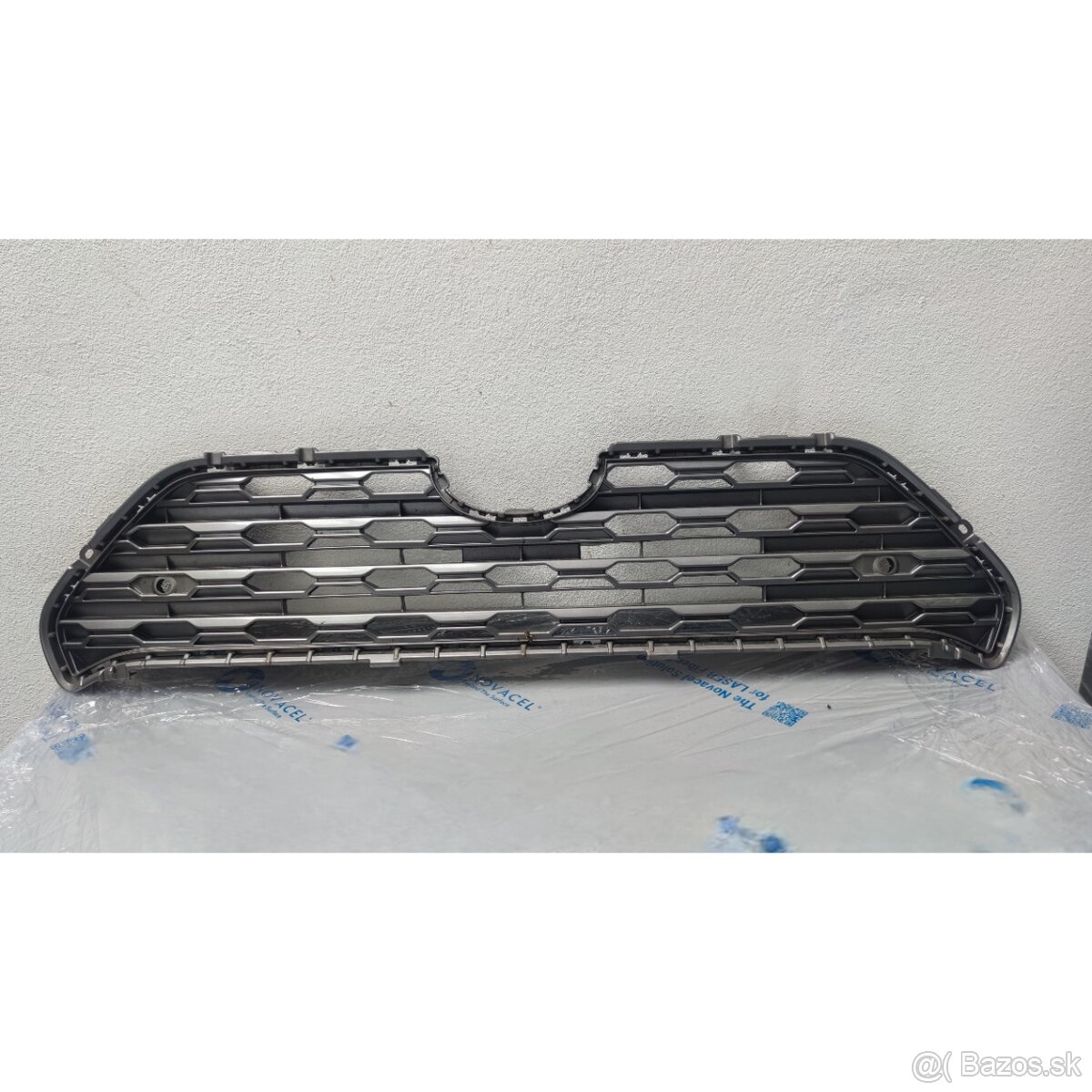 MASKA CHLADIČA TOYOTA RAV4 2019 - 3