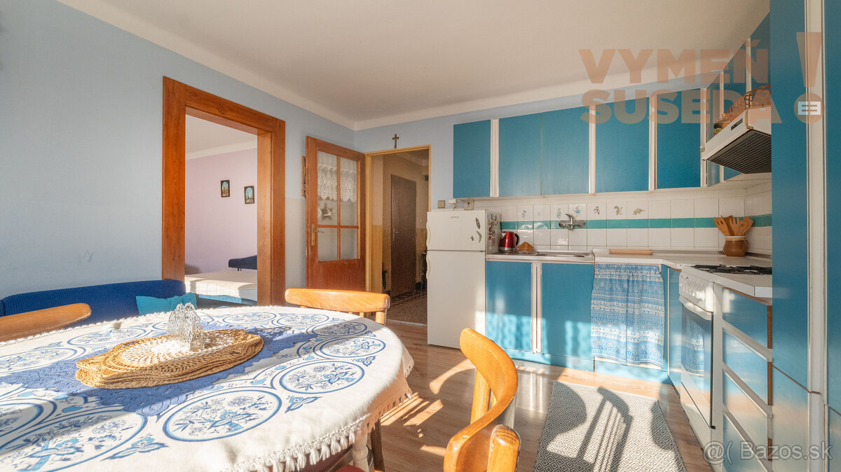 VYMEŇ SUSEDA - Na predaj pekný 4 izbový rodinný dom v obci - 3