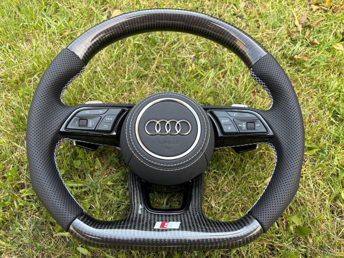 AUDI KARBONOVY ŠPORTOVÝ ZKOSENY VOLANT - 3
