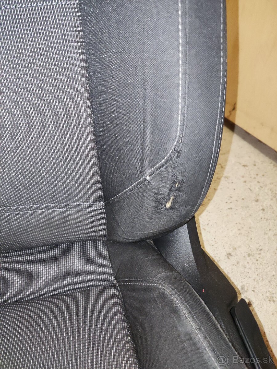 VW PASSAT B8 lava sedacka - 3