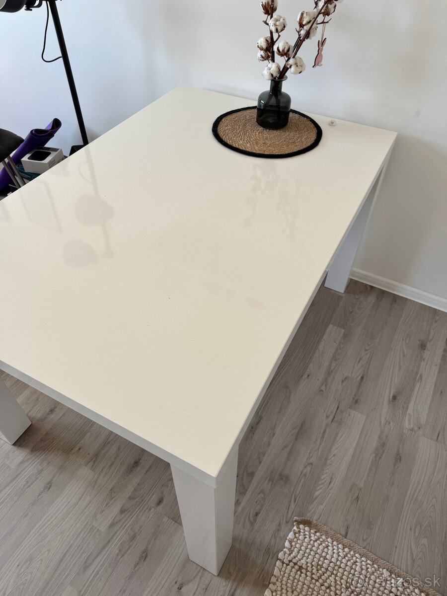 Jedálenský stôl - biely - 3