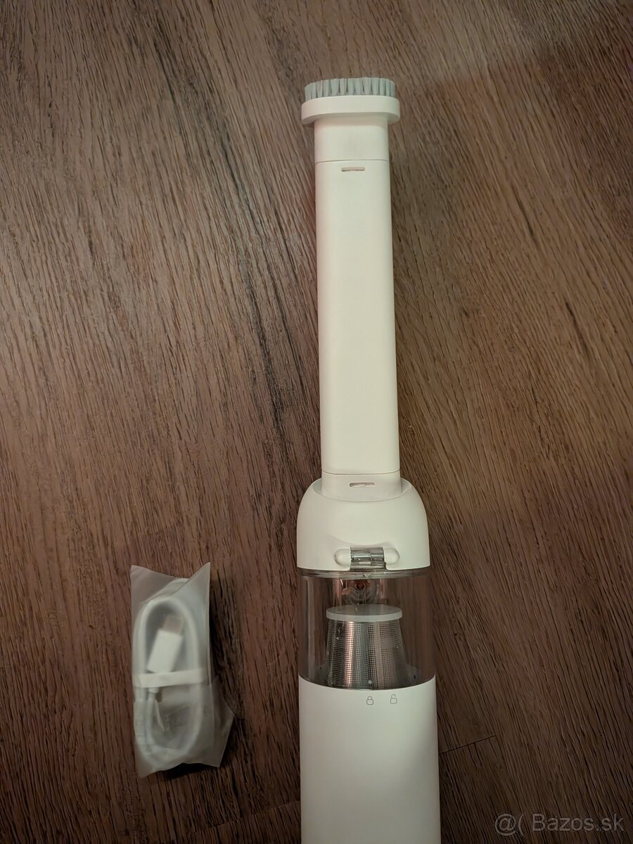 Ručný vysávač MI - 3