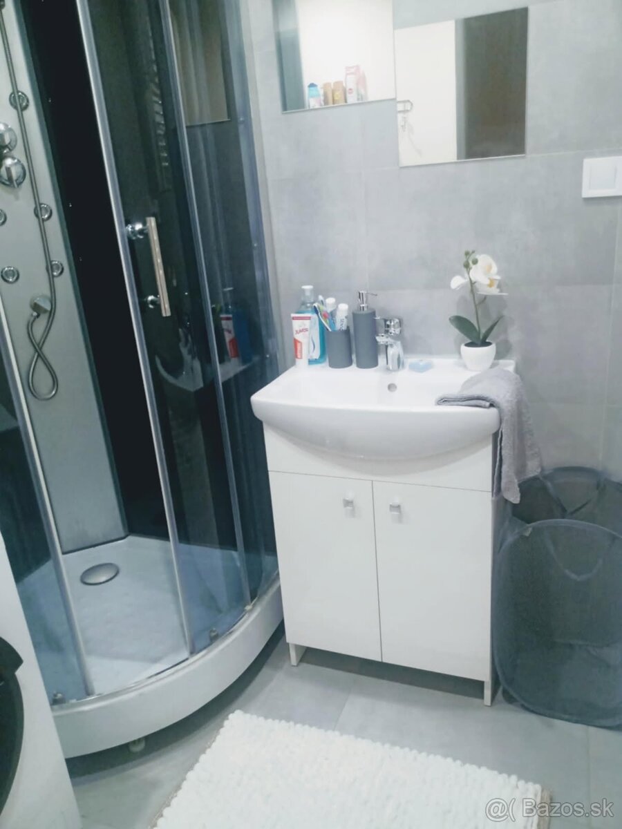 3 izbový byt blízko centra - 3