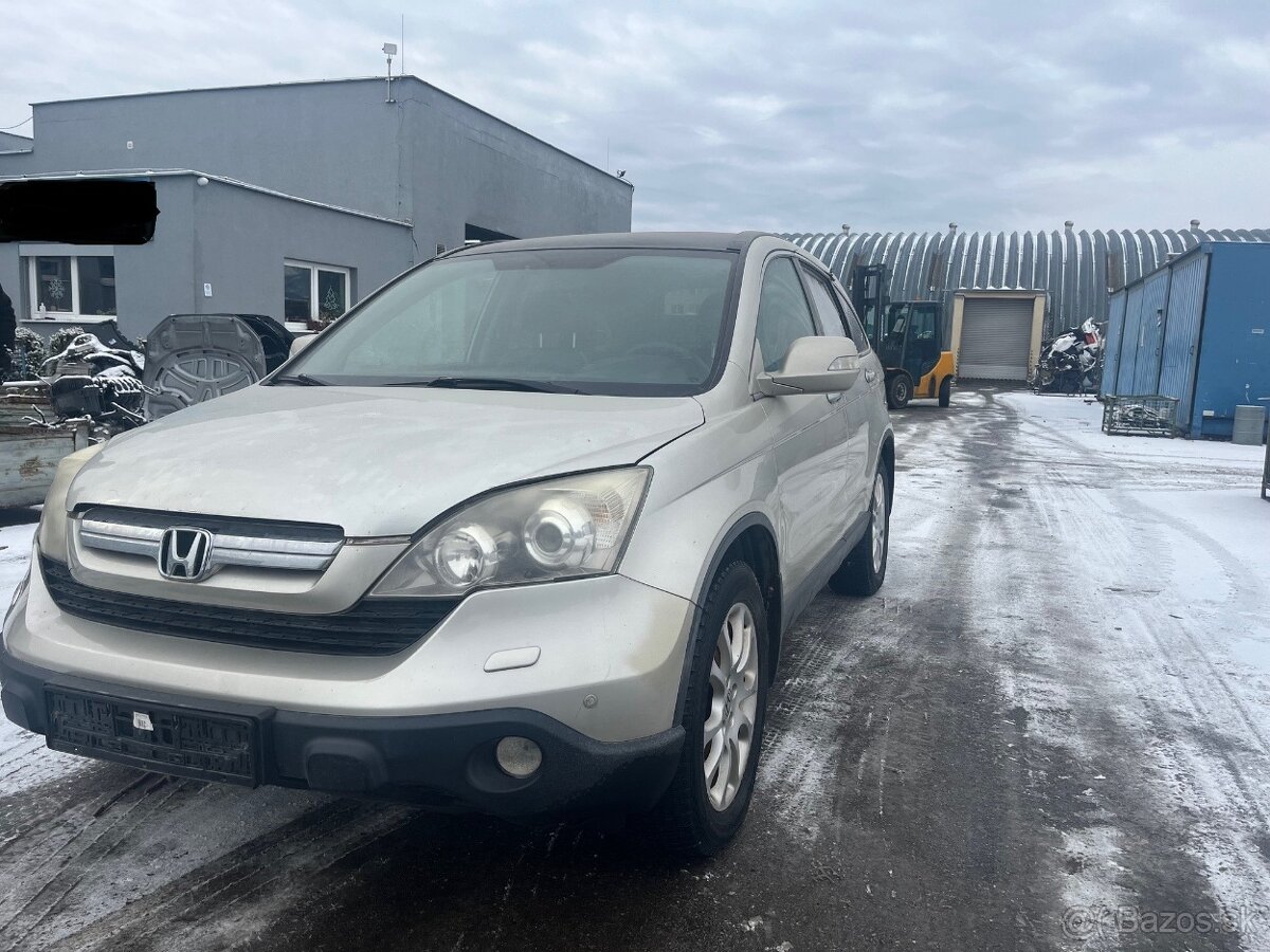 HONDA CR-V na náhradné diely - 3