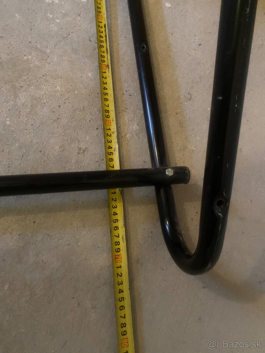 Drziak na pneumatiky - 3